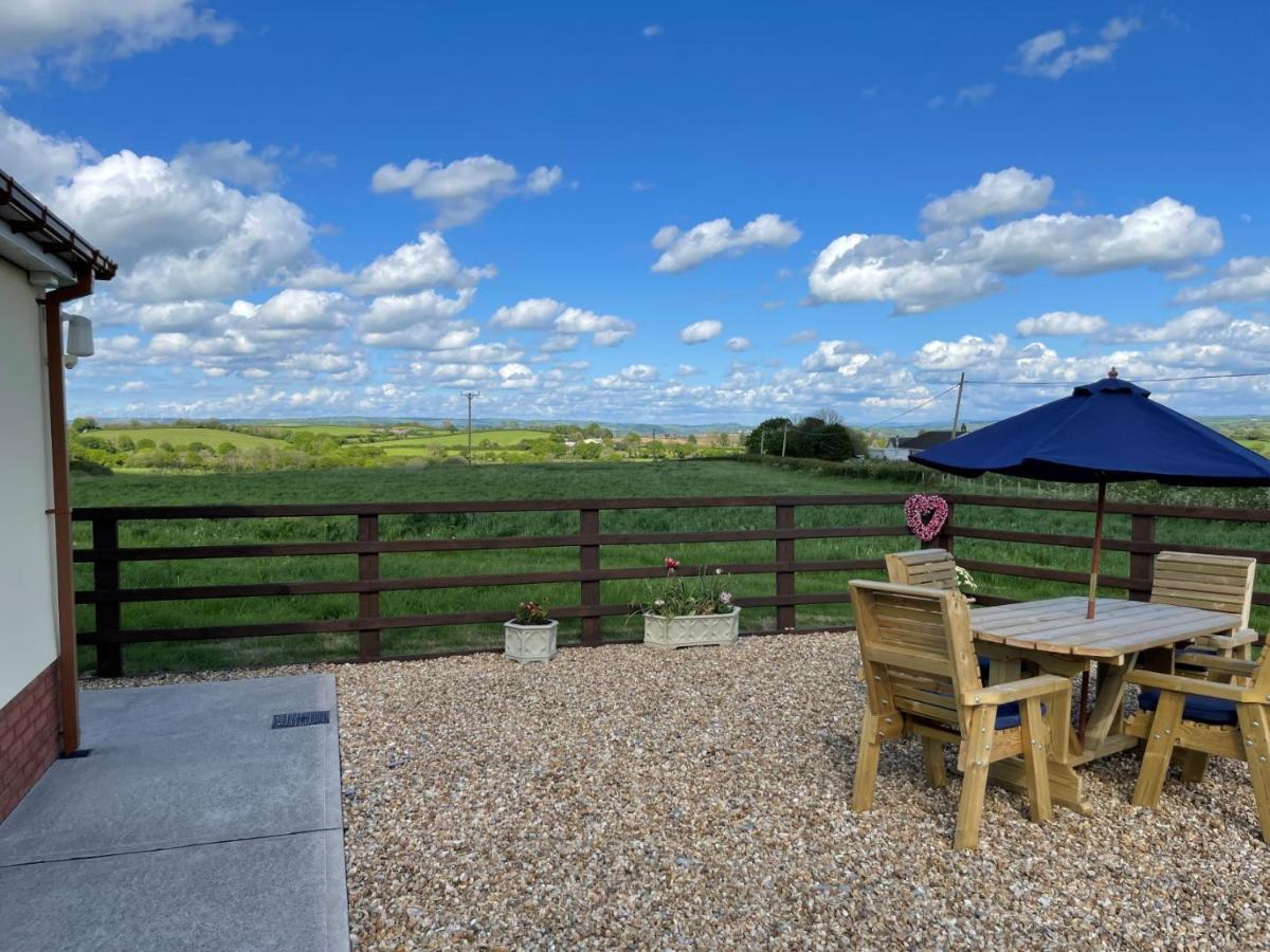 Sunny Bank- Countryside Escape With Private Hot Tub And Countryside Views Villa Carmarthen Exterior photo